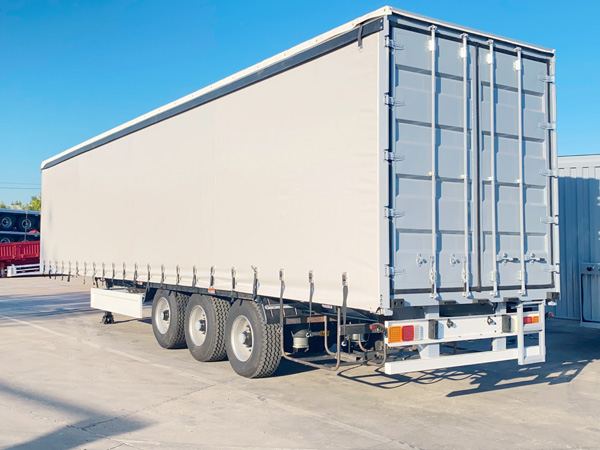 厢式运输半挂车